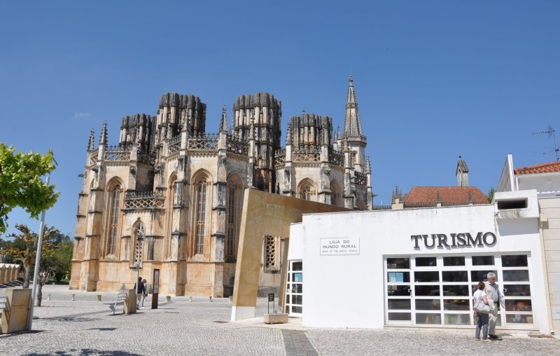 gY@in Portugal Batalha