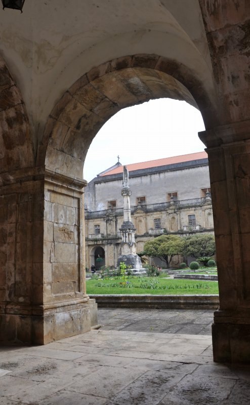 新サンタ・クララ修道院・回廊 in Portugal Coimbra