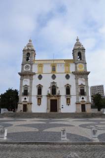 3 t@[in portugal