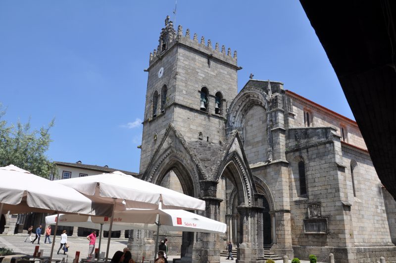 ノッサ・セニョーラ・ダ・オリベイラ教会・2 in Portugal Guimaraes