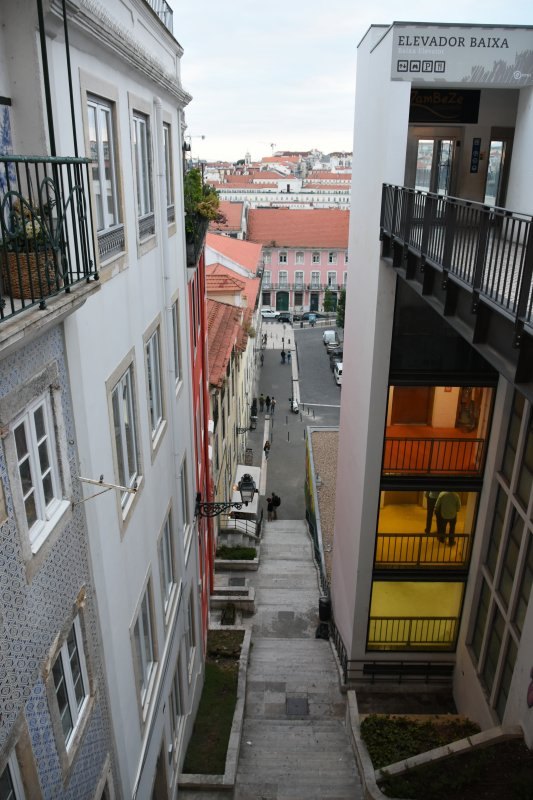 ւ̋ߓGx[^[4@in Portugal Lisboa