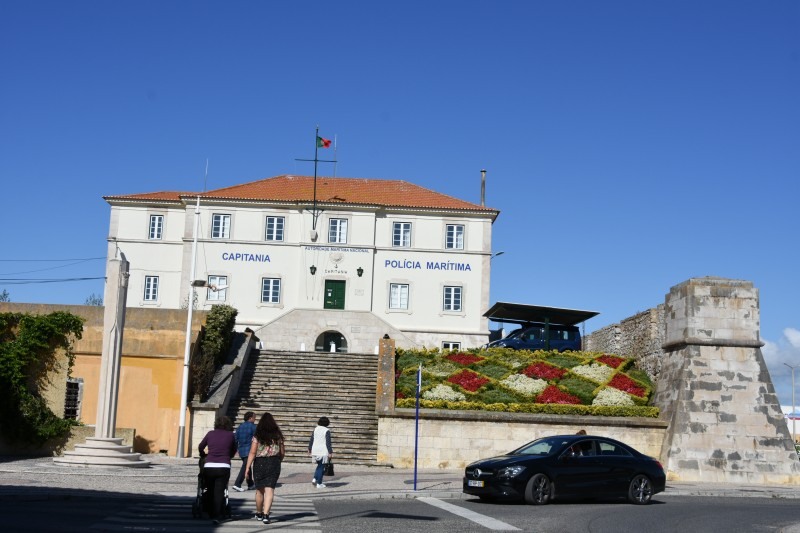 警察署 in Portugal Peniche