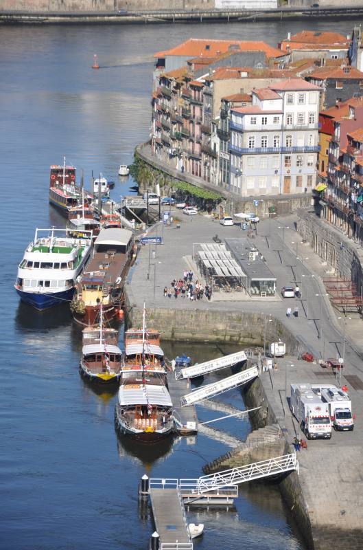 hEN[Y@in Portugal Porto