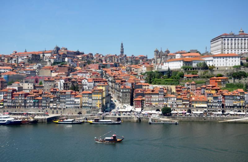 ЂȒd̊X@in Portugal Porto