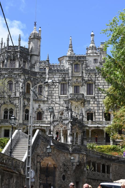 レガレイラ宮殿外側2 in Portugal Sintra