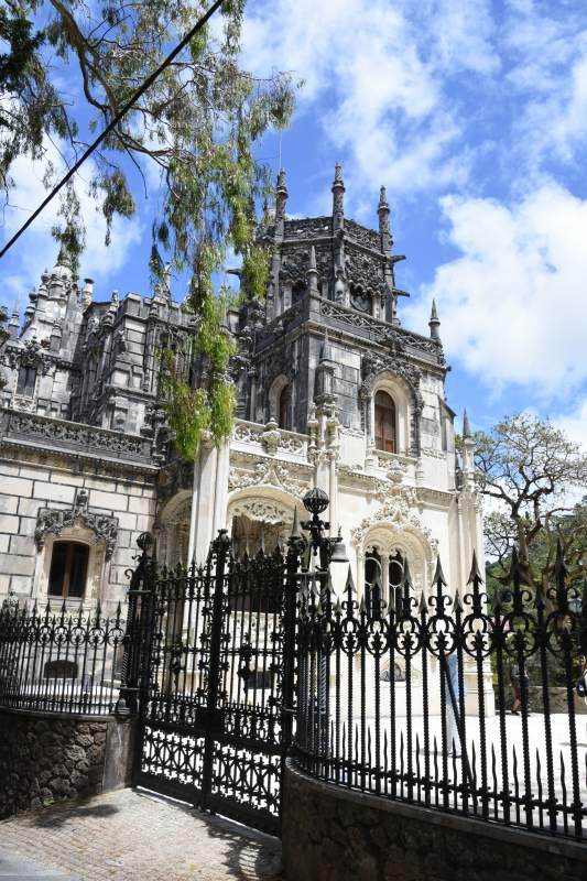 レガレイラ宮殿外側3 in Portugal Sintra